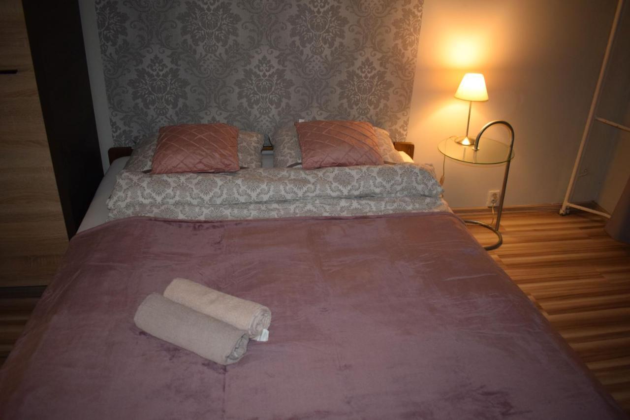 Apartament M-5 - 74M2 Czestochowa Luaran gambar